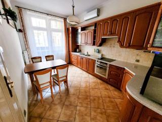 Quiet 4-bedroom Apartment Old Town - Krakau - 0