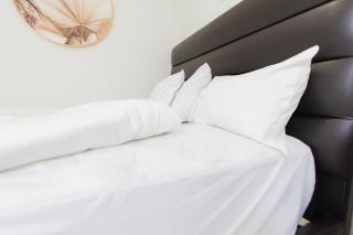 Cozy Quarters Your Comfy Haven - Calgary - 7
