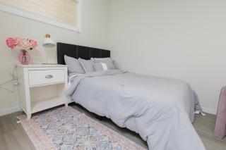 Cozy Quarters Your Comfy Haven - Calgary - 3