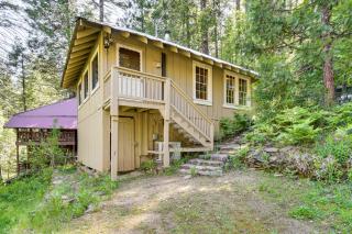 8 Mi to Yosemite National Park Cabin with Fire Pit - Oakhurst - 8
