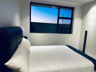 One Bedroom & Lounge Apartment in Kleine Kuppe - Windhoek - 6