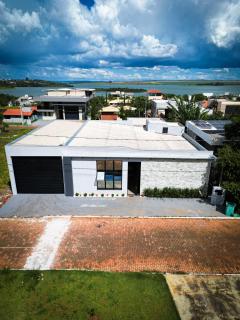 Casa Frente ao Lago com Piscina Aquecida no Melhor Condomínio - Abadiânia - 8