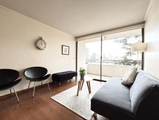 Apartamento en Providencia I Estacionamiento I Piscina I Mucha luz - Santiago - 2
