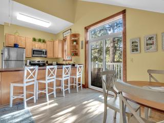 Lakeside Suites - Elkhart Lake - 2