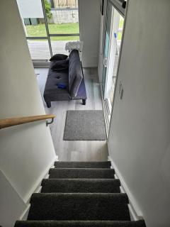 Modern and Cosy on Seaforth - 2