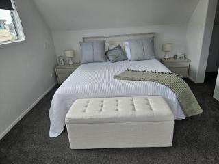 Modern and Cosy on Seaforth - Bowentown - 8