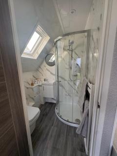 Sea Breeze Chalet - 3