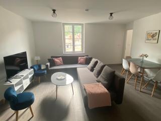 2 pièces parking, plein centre au calme climatisé - 3