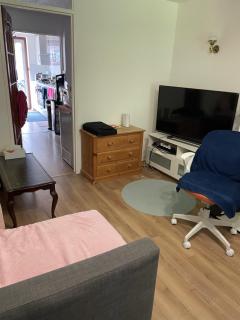 Double room with private bathroom -Bexley, London - Moffat - 2