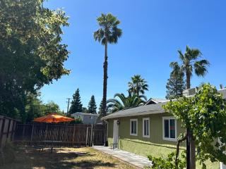 Charming Suite with privacy - Sacramento - 7