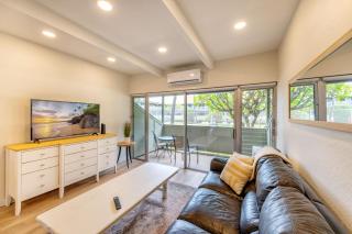 3mins Walk to Beach! Laundry, Pool, Hot Tub & More - 7