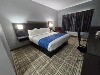 GrandStay Hotel & Suites Minocqua - Minocqua - 2
