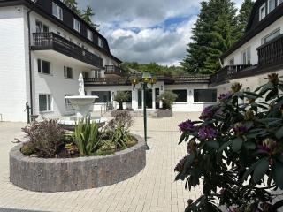 Hotel Waldberg - Stolberg - 9