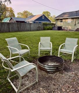 Chic Dunes Cottage with HOT TUB near Warren Dunes -  - 8