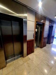 Apartamento Las Condes I Estacionamiento I Piscina I Costanera Center I Lavandería - Santiago - 2