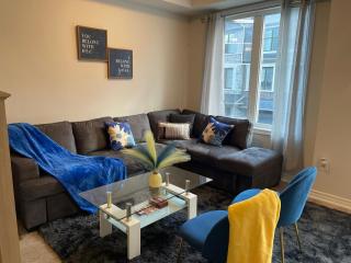 3 bedroom Entire Town House Ravine lot- Brampton - Brampton - 9