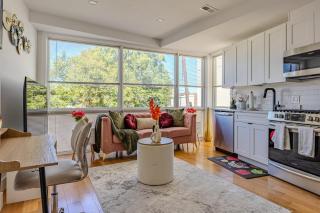 Stylish, Modern & Cozy - Washington, D.C. - 3