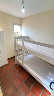 Refúgio Aconchegante na Enseada 3 Quartos, Piscina e Conforto a Poucos Passos do Mar - Guarujá - 8