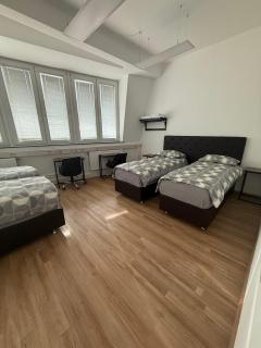 1 Zimmer 4 personen-Gemeinschaftsküche-Gemeinscharfts BAD WC - Leverkusen - 7