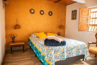 La Tibelina Guest House - Guatapé - 1