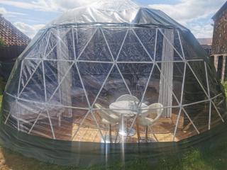 Lincoln Halo Dome,Hot Tub,6 beds, Projector - Groups OK -  - 8