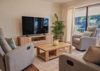 Costa Del Sol 2 Park Road 22 - 8