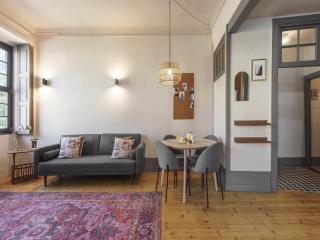 Cozy Coastal Apartment with Terrace - Porto - 6