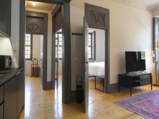 Cozy Coastal Apartment with Terrace - Porto - 4
