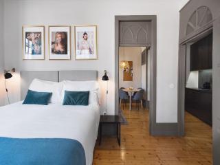 Cozy Coastal Apartment with Terrace - Porto - 3