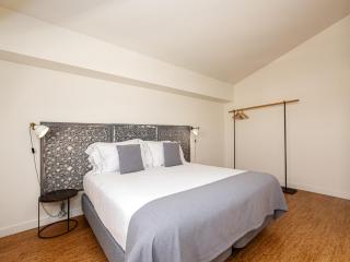 Stylish apartment with city views in Porto - Porto - 0