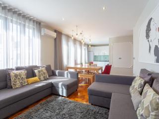 Spacious apartment for 15 guests - Porto - 0