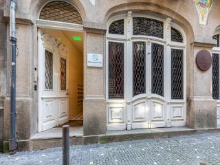 Cozy Coastal Apartment with Terrace - Porto - 7