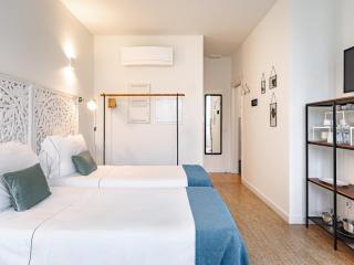Cozy Coastal Apartment with Terrace - Porto - 5