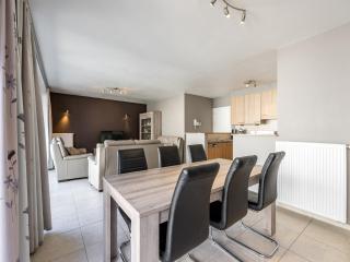 Modern comfort by the coast - Blankenberge - 3