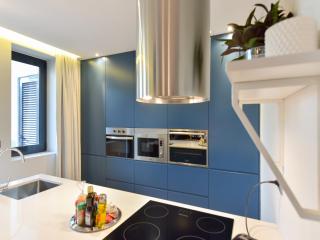 Apartment for 14 guests in Oporto - Porto - 0
