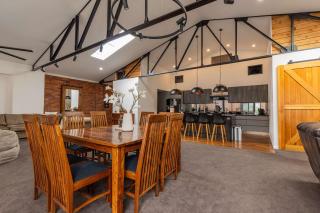 Newcastle Penthouse - Sleeps 10 - Wickham - 2