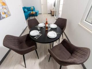 Modern Apartments with Private Balcony - One Bedroom Apartment - Kaštela - 3