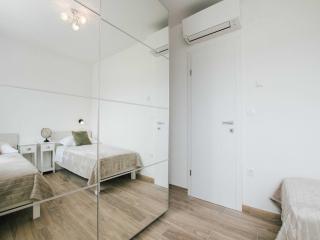 Spacious Luxury Trogir Apartments - Classic Two Bedroom Apartment - Trogir - 4