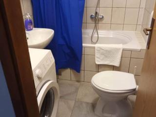 Seaside Okrug Gornji Apartment with Terrace and Patio - Two Bedroom Apartment with Terrace - Trogir - 2
