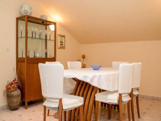 Guest House Villa Anggela - Two Bedroom Apartment with Balcony and Sea View - Rab - 4