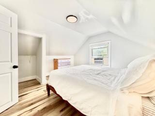 The Lori House - Westbrook - 9
