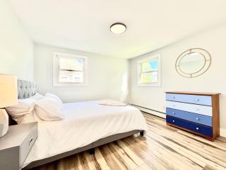 The Lori House - Westbrook - 7