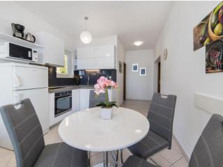 Apartments Tafra - One Bedroom Apartment - 8