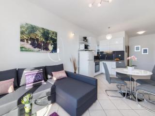 Apartments Tafra - One Bedroom Apartment - 0