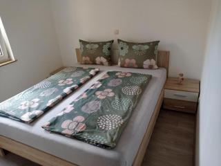 Holiday Home Mumy - Four Bedroom Holiday Home with Pool - Krk - 1