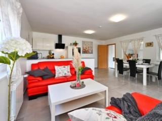 Villa Cerina - Three Bedorom Villa with Outdoor Swimming Pool - Zagreb - 9