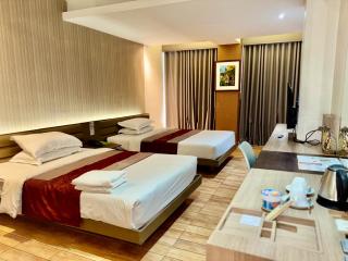 The E-Hotel Makati - Manila - 2