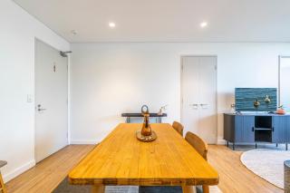 Waterloo 2BR Getaway with Pool & Gym Access - Sidney - 5