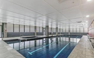 Waterloo 2BR Getaway with Pool & Gym Access - Sidney - 8