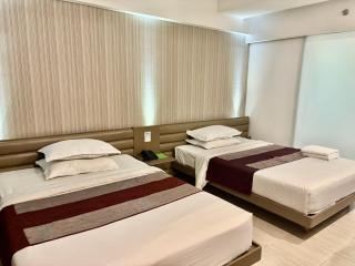 The E-Hotel Makati - 5